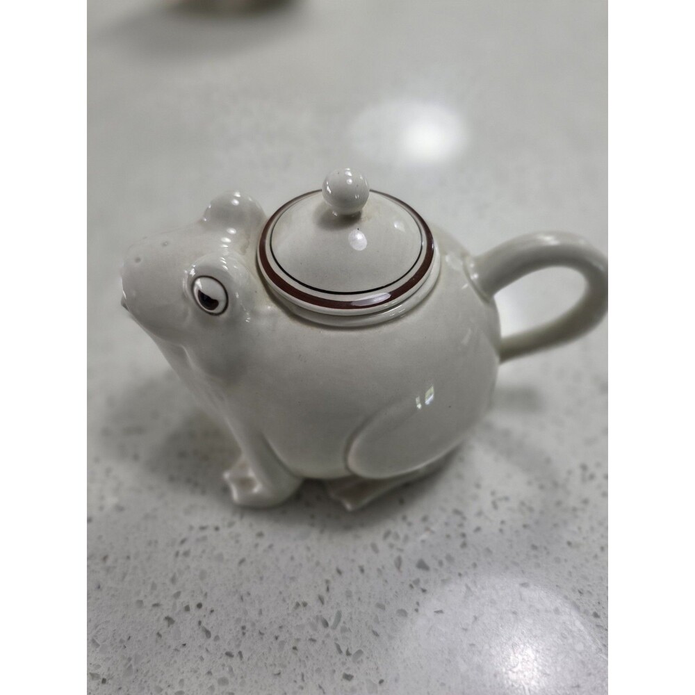 Fitz & Floyd Vintage Frog Shaped Ceramic Teapot Glazed White Brown Trim with Lid